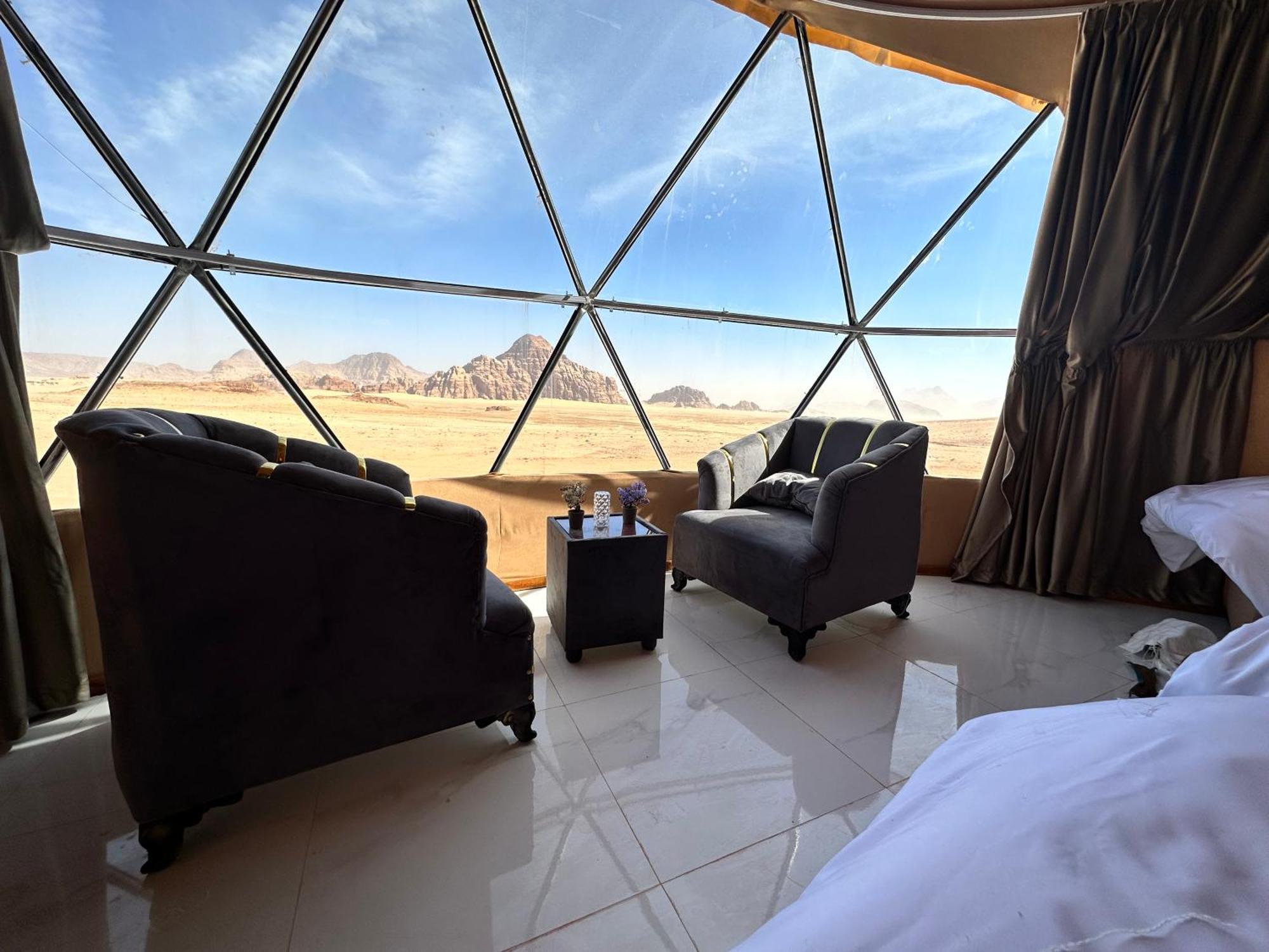 Rum Victoria Luxury Camp Вади-Рам Экстерьер фото
