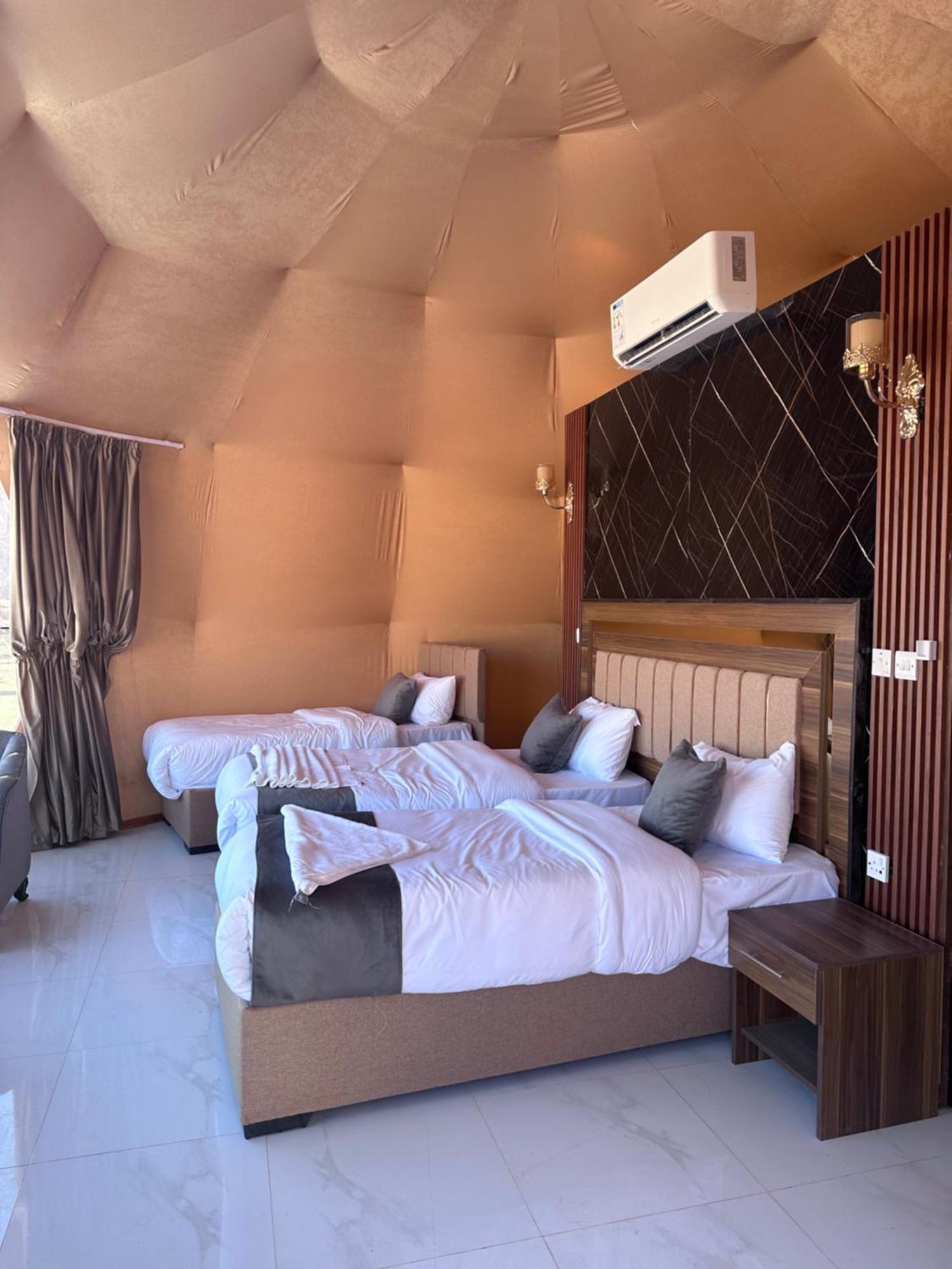 Rum Victoria Luxury Camp Вади-Рам Экстерьер фото