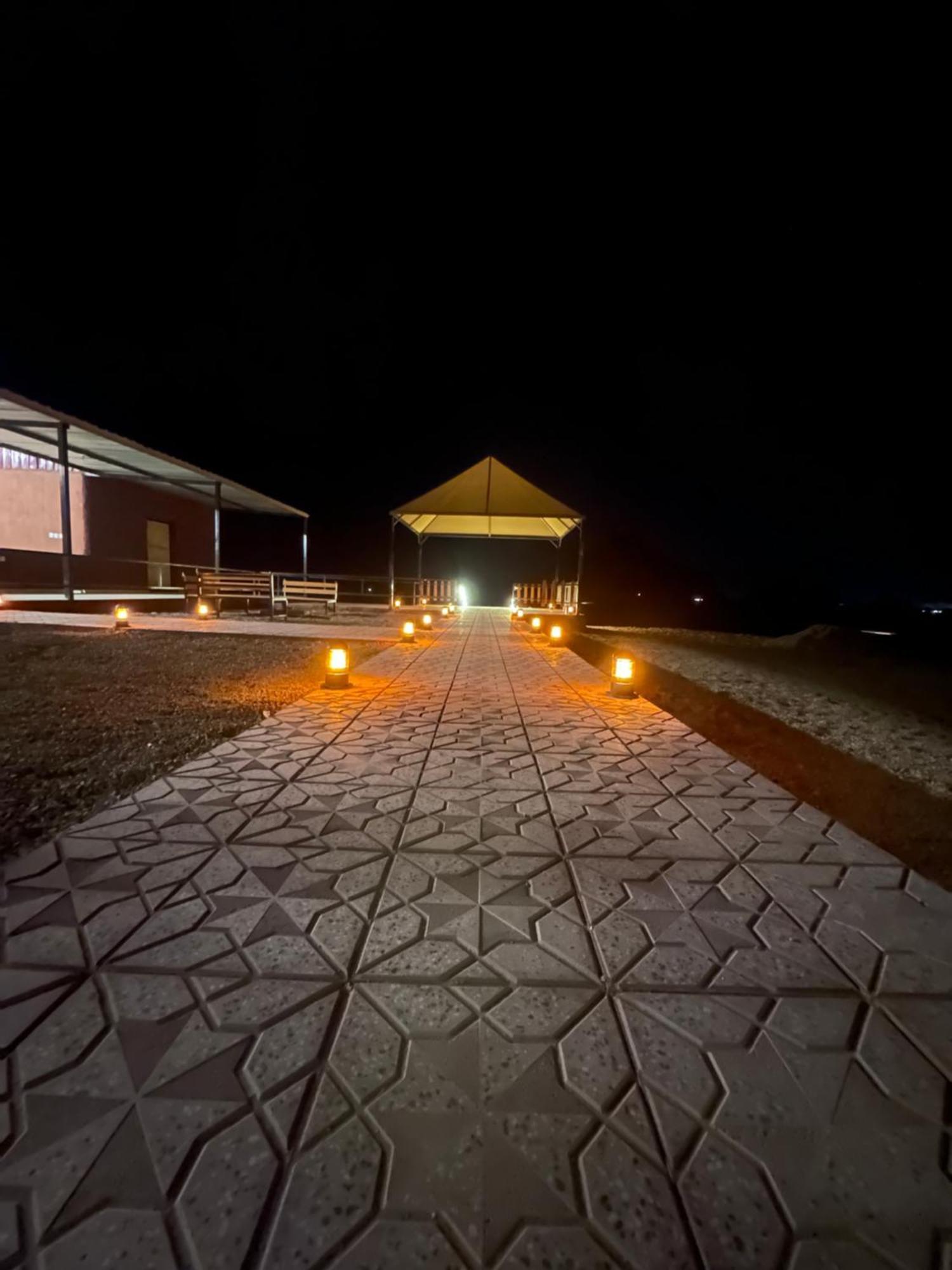 Rum Victoria Luxury Camp Вади-Рам Экстерьер фото