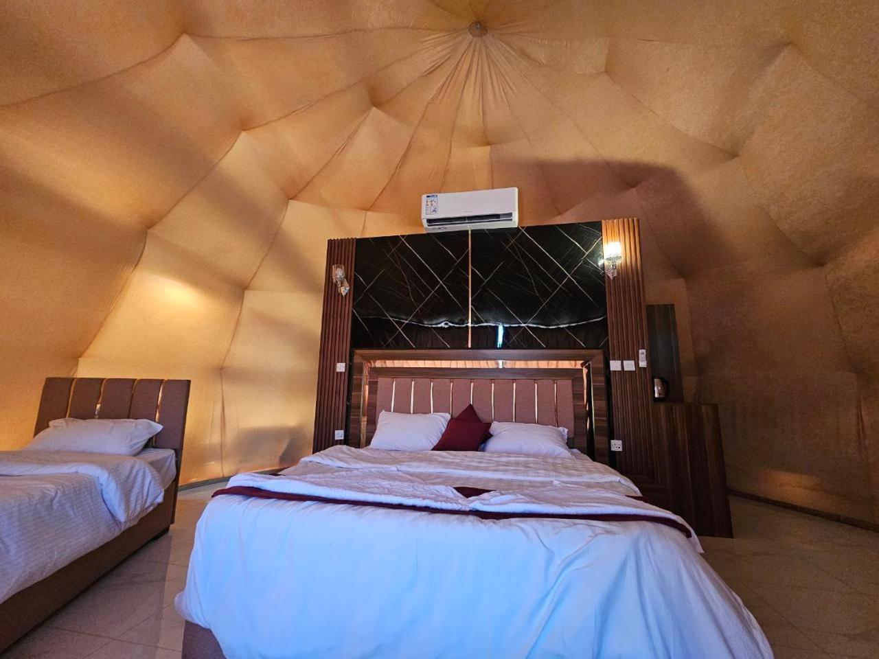 Rum Victoria Luxury Camp Вади-Рам Экстерьер фото