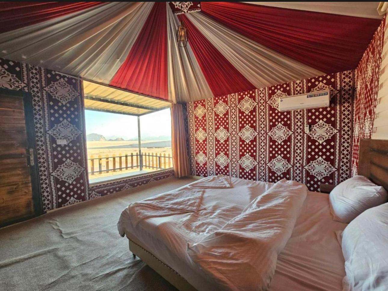 Rum Victoria Luxury Camp Вади-Рам Экстерьер фото